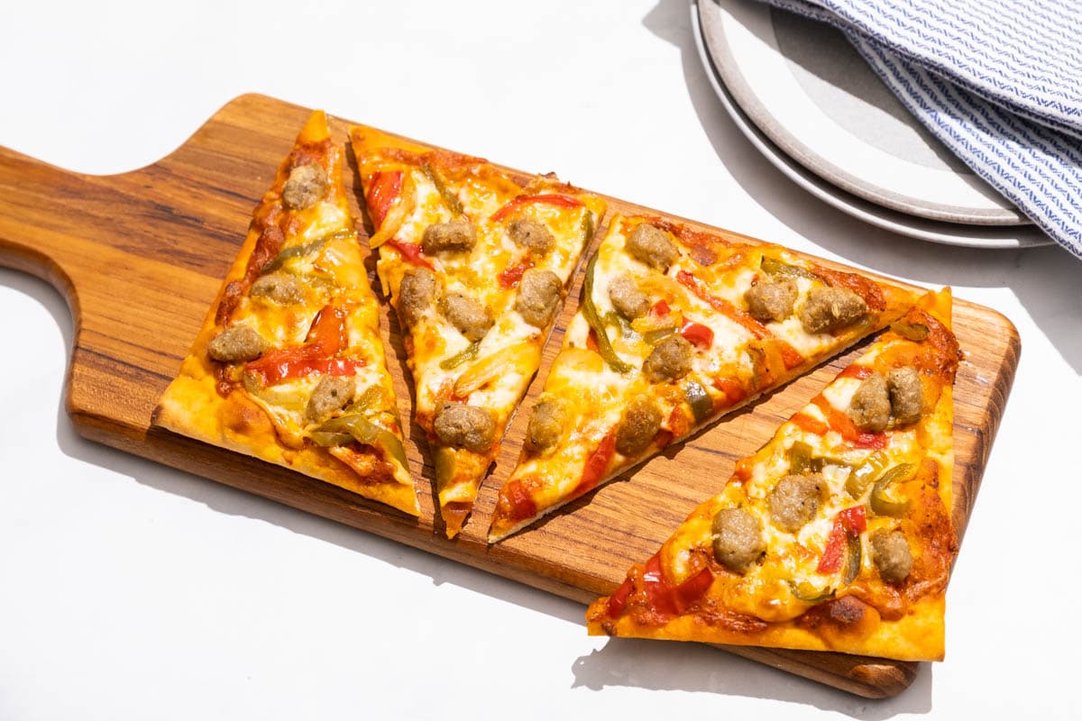 Sweet Pepper and Sausage Flatbread