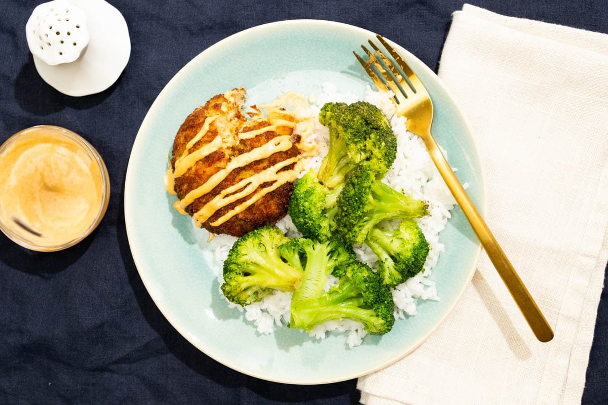 Creamy Sriracha Crab Cakes